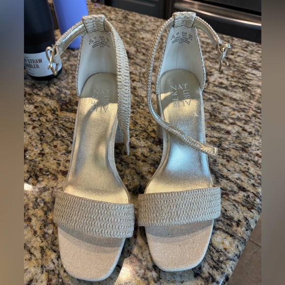 Naturalizer JOY Women's Gold Sandals - Picture 1 of 8